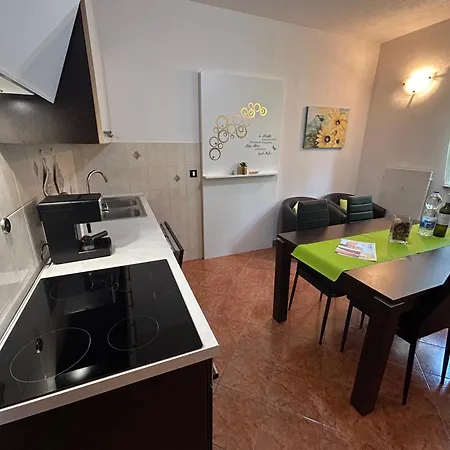 Bruni Apartman *