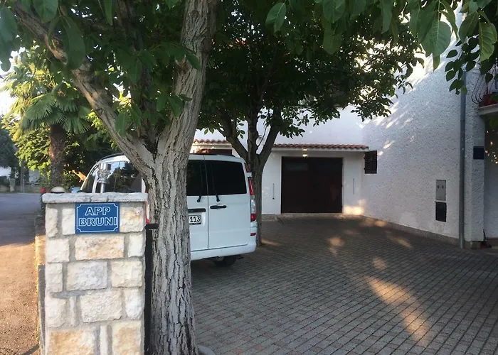 Apartman Bruni *