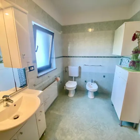 Bruni Apartment *